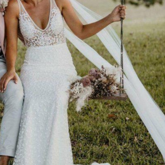 DETACHABLE TULLE WINGS MADE WITH LOVE - Picture 2 of 6